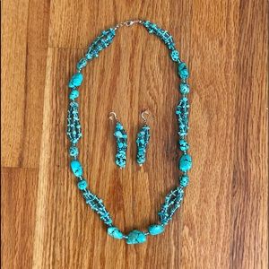 Turquoise necklace and earrings set